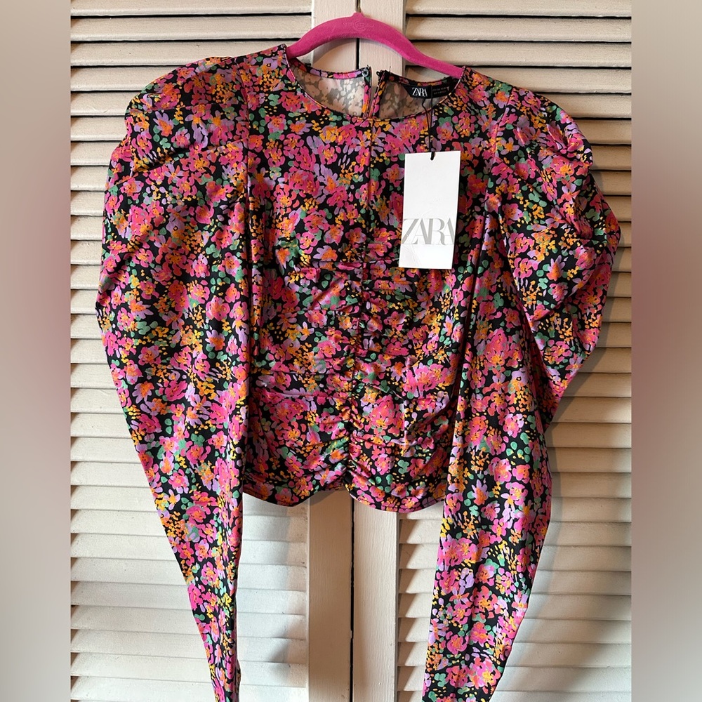 Zara Cropped top